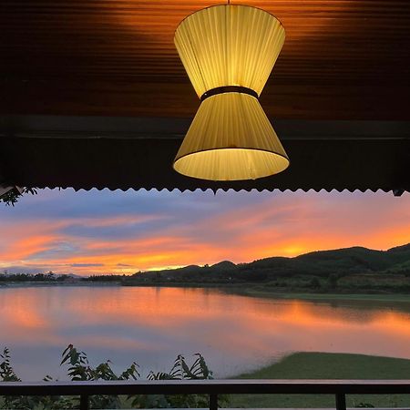 Nguyen Shack Retreat Resort Фонг Нха Екстериор снимка