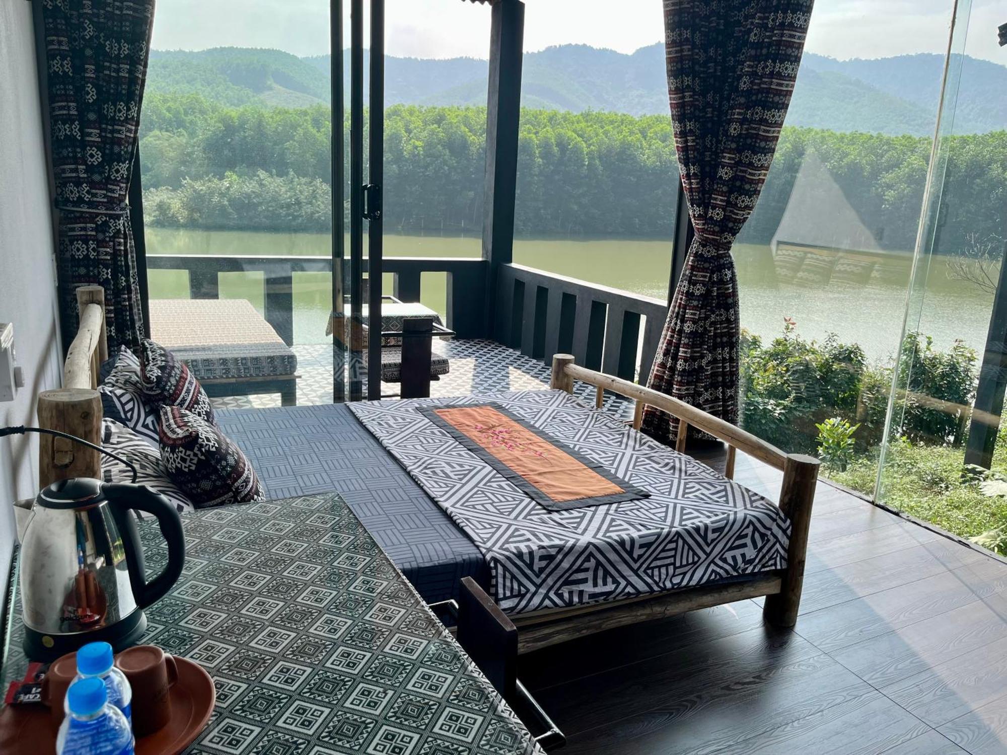 Nguyen Shack Retreat Resort Фонг Нха Екстериор снимка