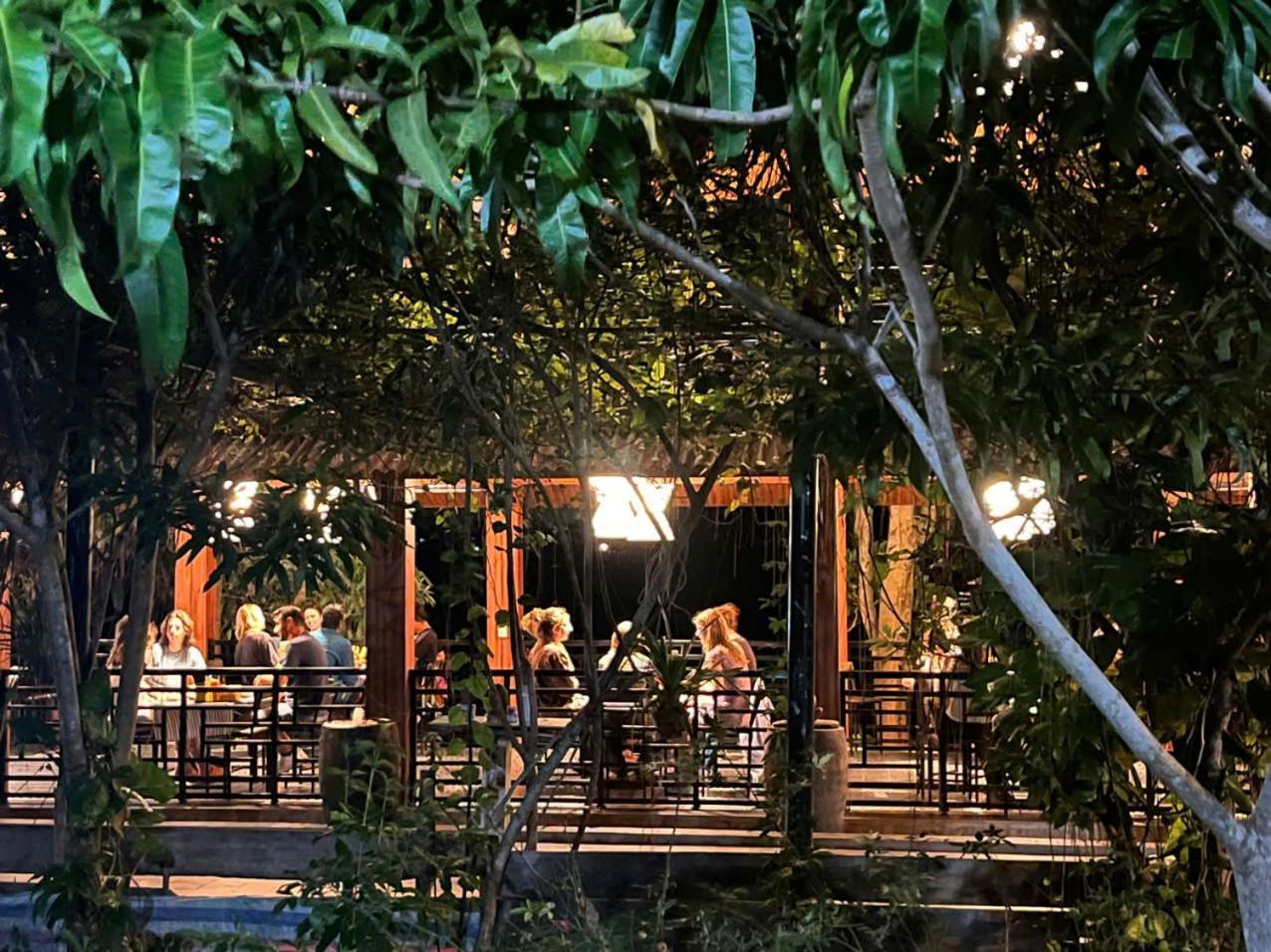 Nguyen Shack Retreat Resort Фонг Нха Екстериор снимка