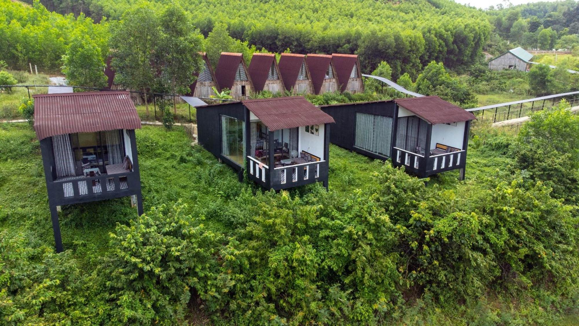 Nguyen Shack Retreat Resort Фонг Нха Екстериор снимка